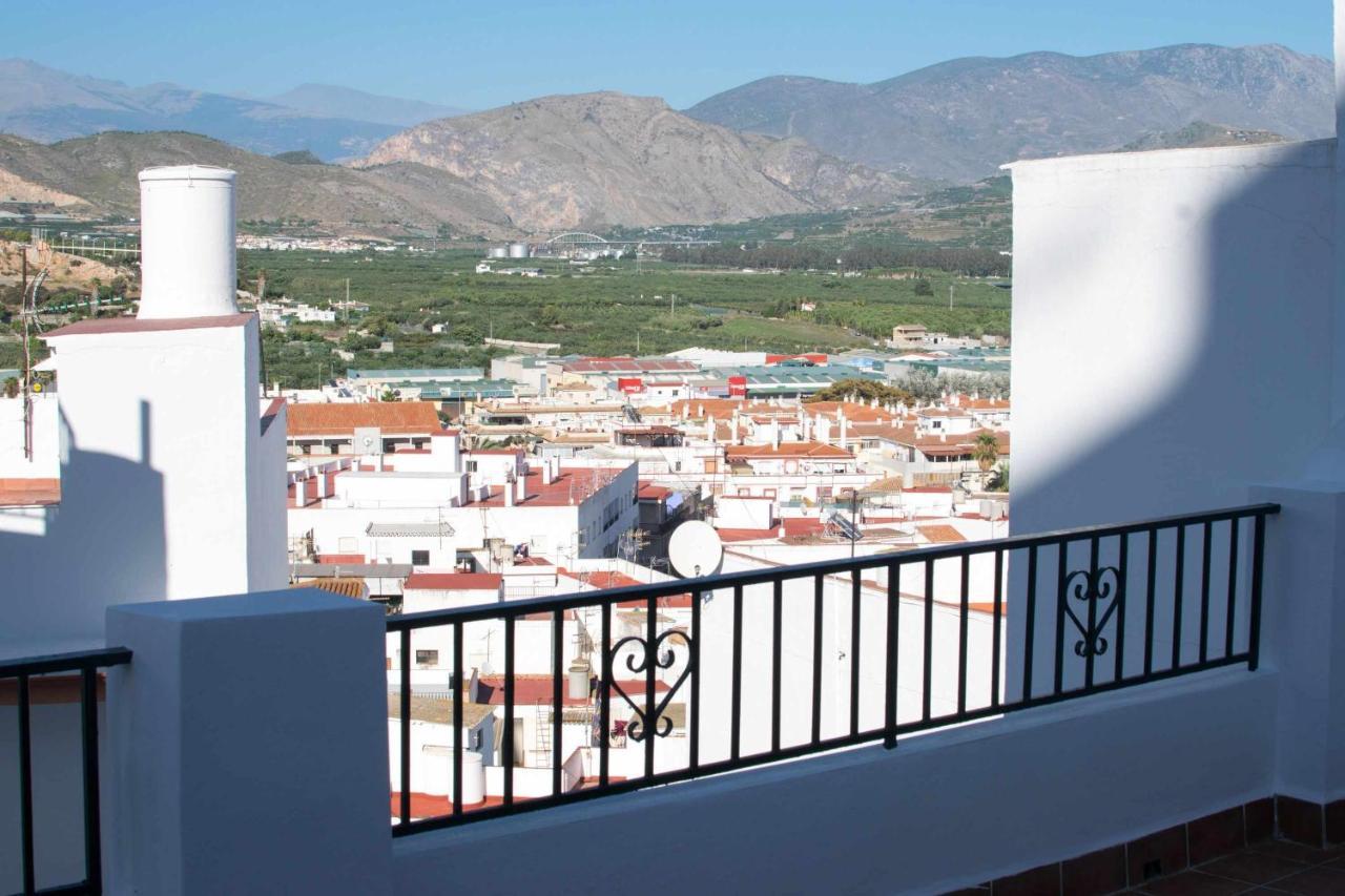 Casa Con Terraza Y Patio Privado En Salobrena 빌라 외부 사진