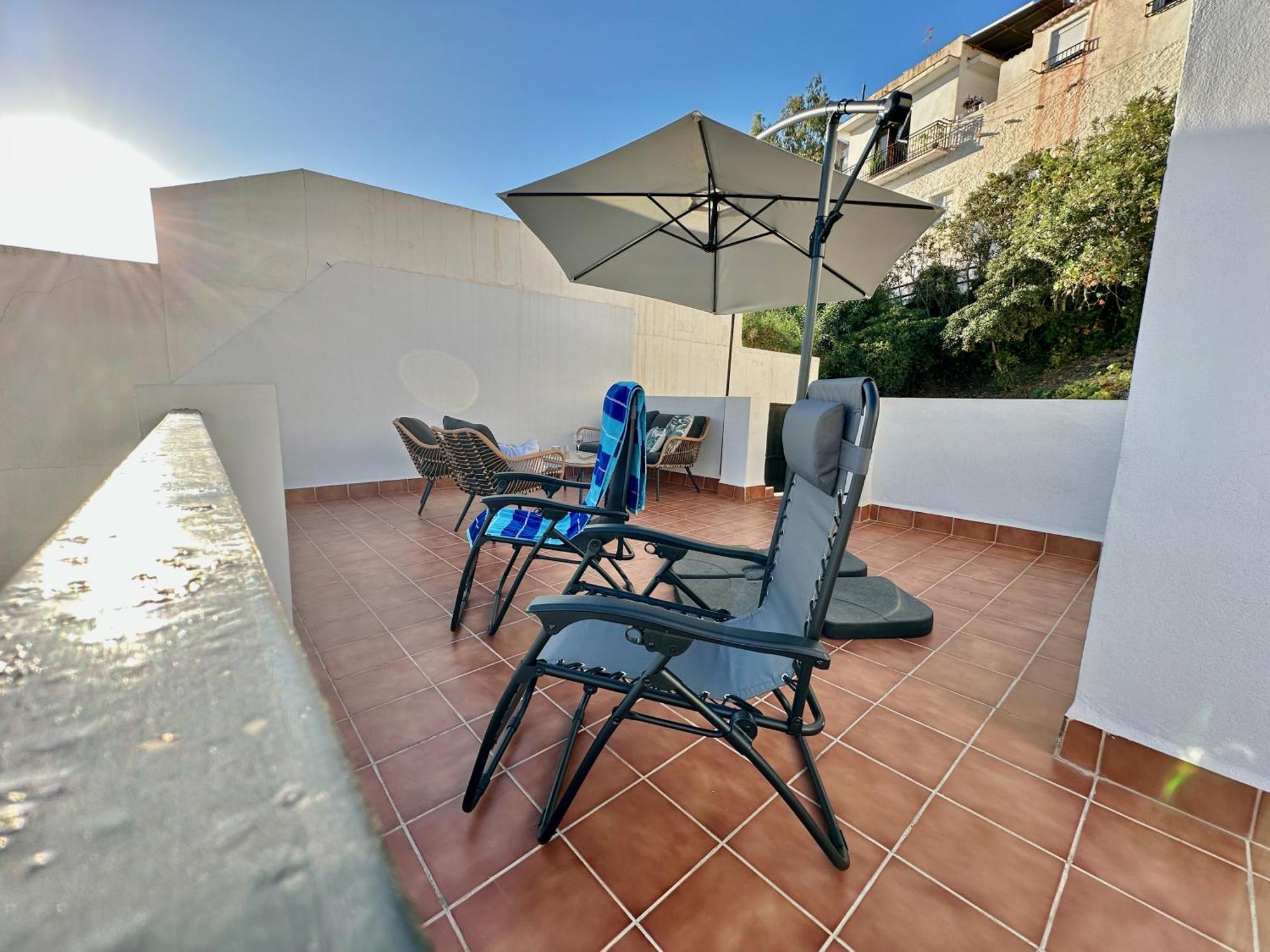 Casa Con Terraza Y Patio Privado En Salobrena 빌라 외부 사진